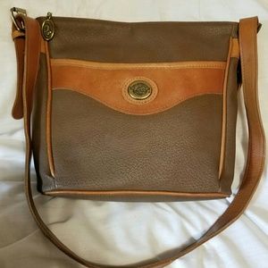 Stone Mountain USA vintage leather purse